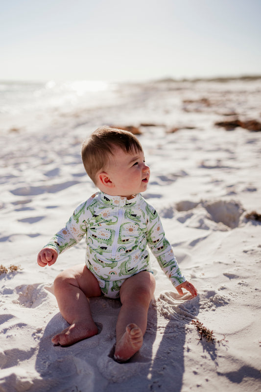 Sunny Snaps  - (SNAP RASH GUARD)