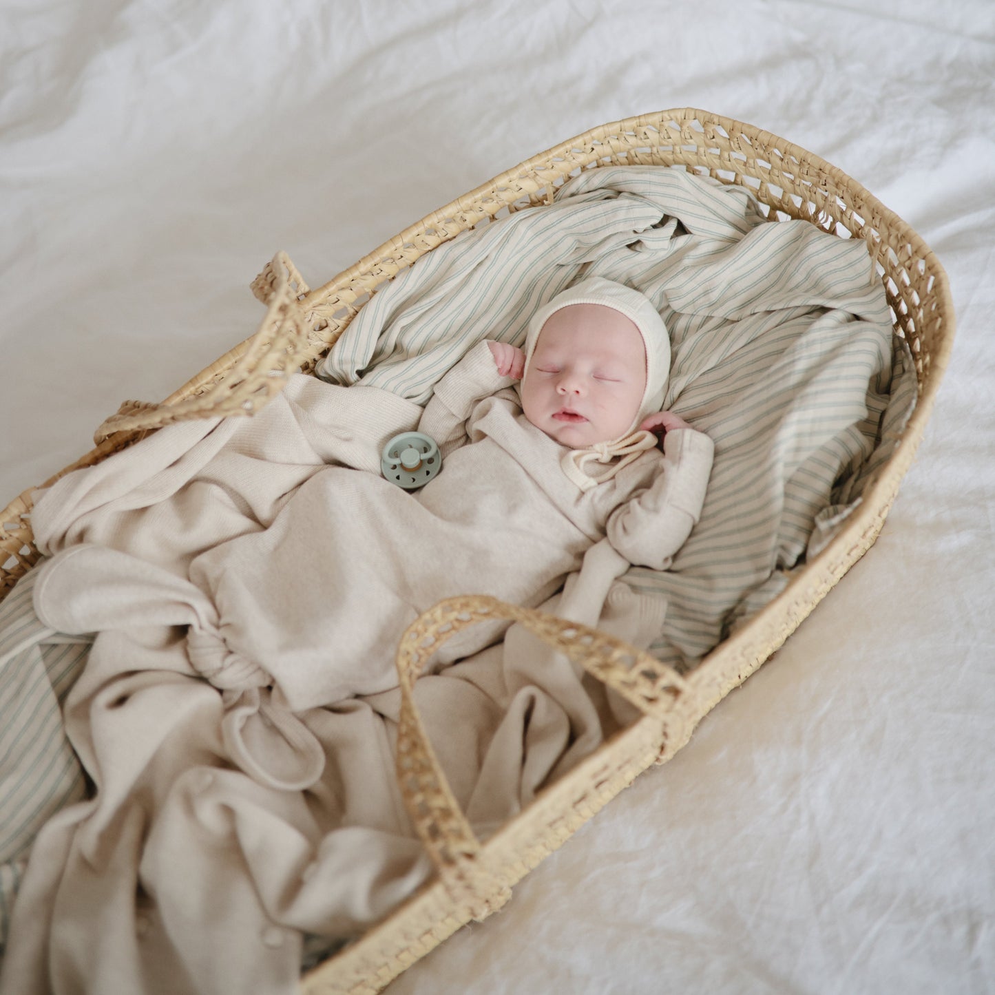 Ribbed Baby Bonnet {Drop Ship}