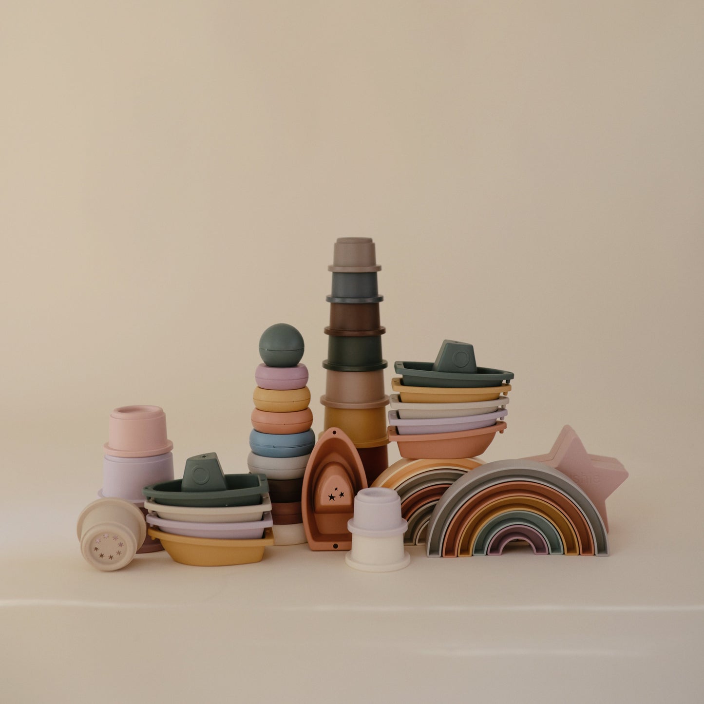 Rainbow Stacker Toy {Drop Ship}