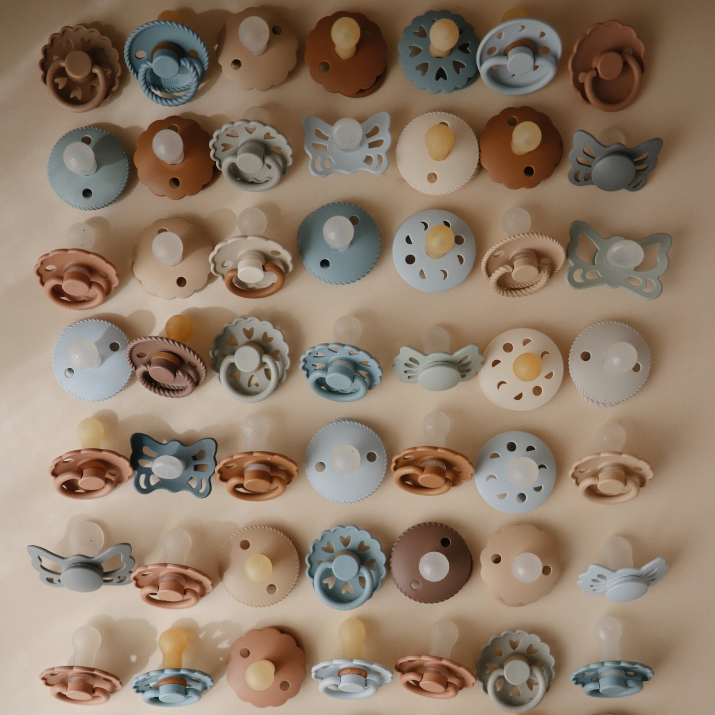 FRIGG Butterfly Anatomical Silicone Pacifier 2-Pack (6-18 Months) {Drop Ship}