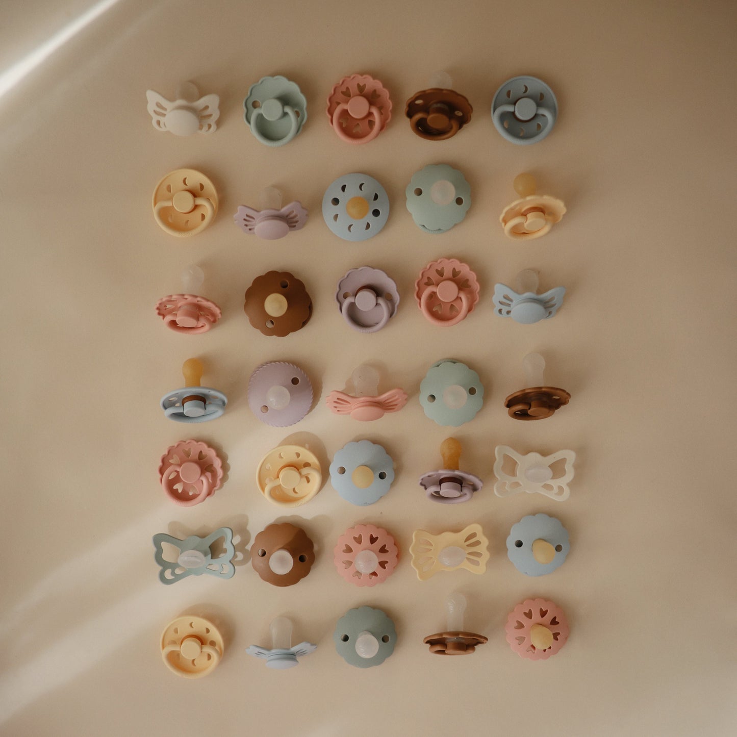 FRIGG Butterfly Anatomical Silicone Pacifier 2-Pack (6-18 Months) {Drop Ship}